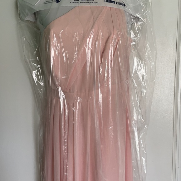 LIGHT PINK ONE-SHOULDER DRESS DAVIDS BRIDAL - Picture 2 of 4